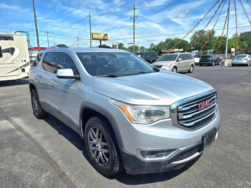 2017 GMC Acadia SLT-1