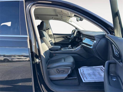 2023 Audi Q7 quattro Premium Plus 55 TFSI