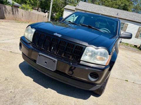 2005 Jeep Grand Cherokee Laredo
