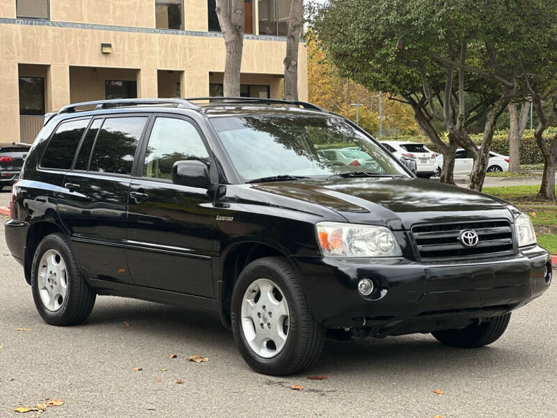 2006 Toyota Highlander for sale at JENIN CARZ in San Leandro CA