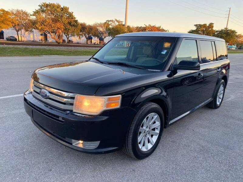 2009 Ford Flex for sale at UNITED AUTO BROKERS in Hollywood FL
