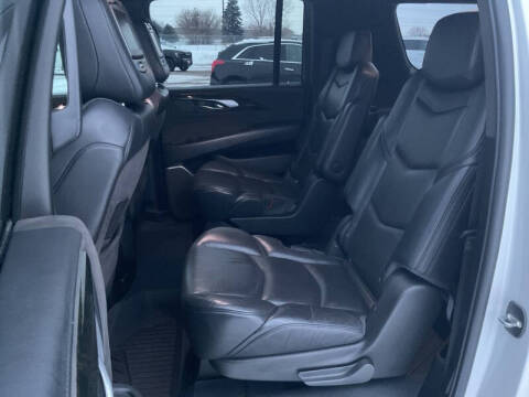 2018 Cadillac Escalade ESV Platinum