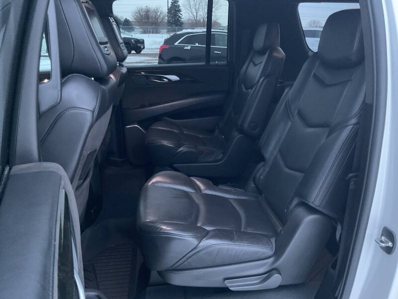 2018 Cadillac Escalade ESV Platinum