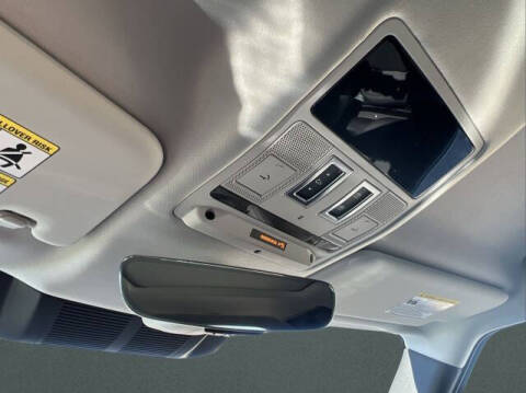 2026 Land Rover Defender 110 P300 S