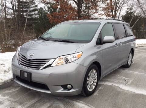 2015 Toyota Sienna for sale at You Win Auto in Burnsville MN