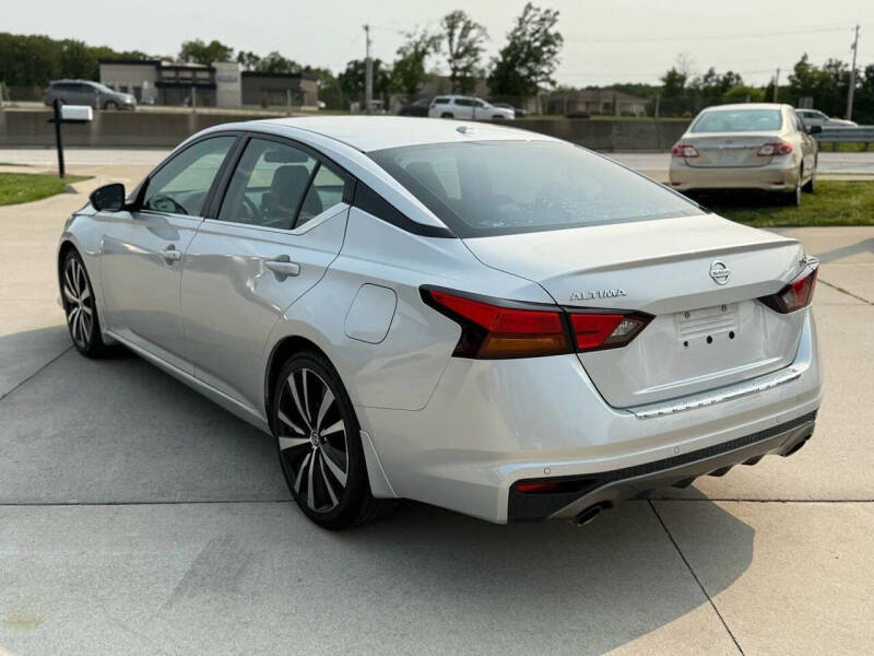 2020 Nissan Altima 2.5 SR