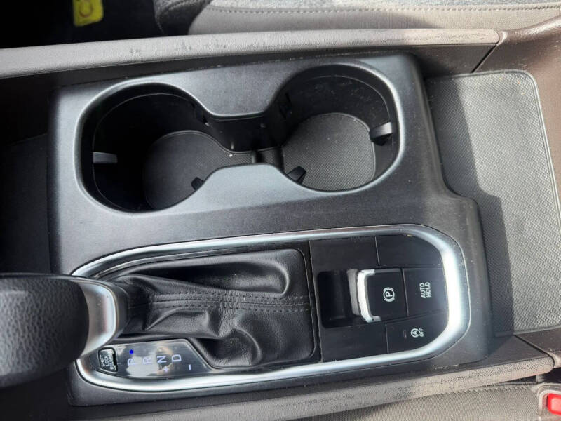 2019 Hyundai Santa Fe SE 2.4L