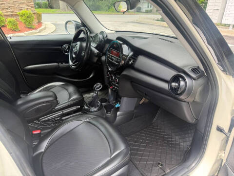 2015 MINI Hardtop 4 Door Cooper