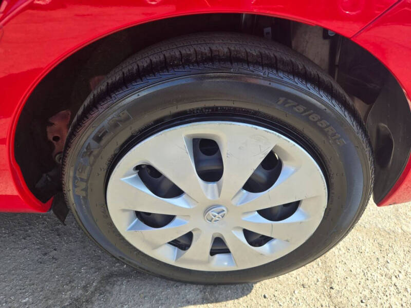 2014 Toyota Prius c One