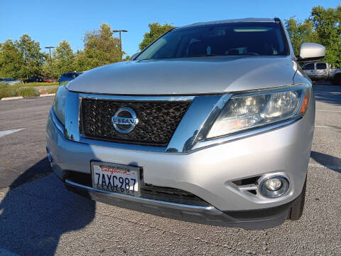 2013 Nissan Pathfinder SL