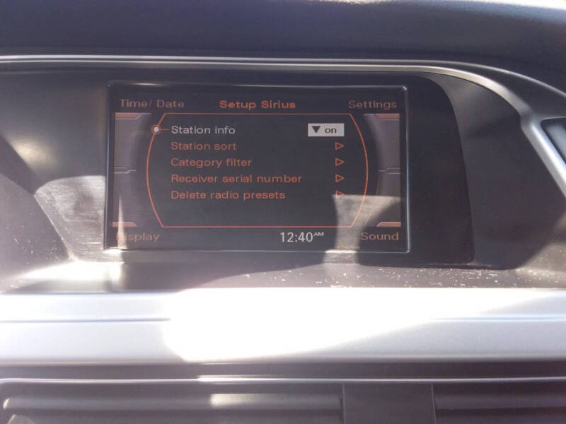 2010 Audi A4 2.0T quattro Avant Premium