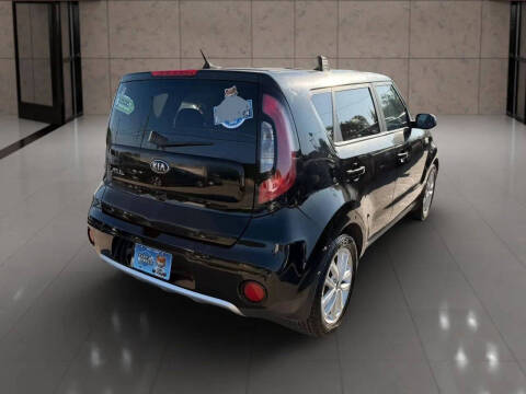 2018 Kia Soul +