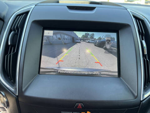 2020 Ford Edge Titanium