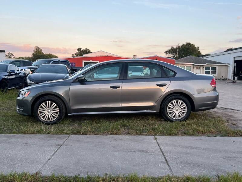 2015 Volkswagen Passat for sale at ONYX AUTOMOTIVE, LLC in Largo FL