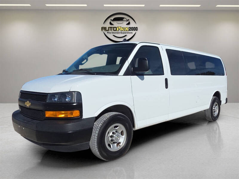 2023 Chevrolet Express LS 3500