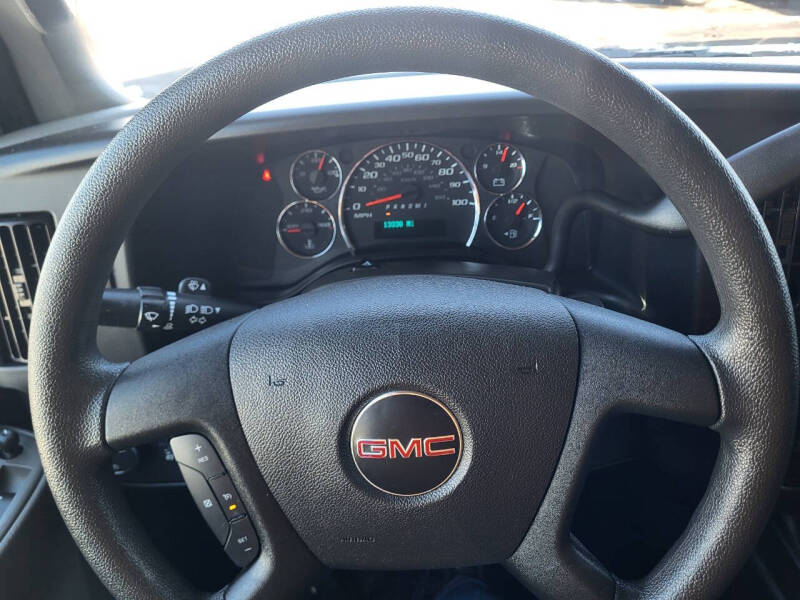 2024 GMC Savana 2500