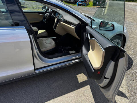 2013 Tesla Model S