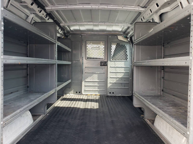 2020 GMC Savana 2500