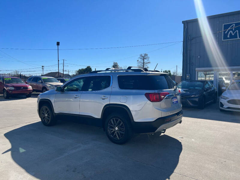 2019 GMC Acadia SLT-1