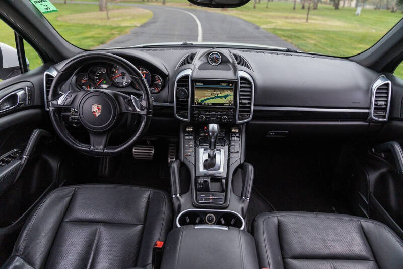 2013 Porsche Cayenne S