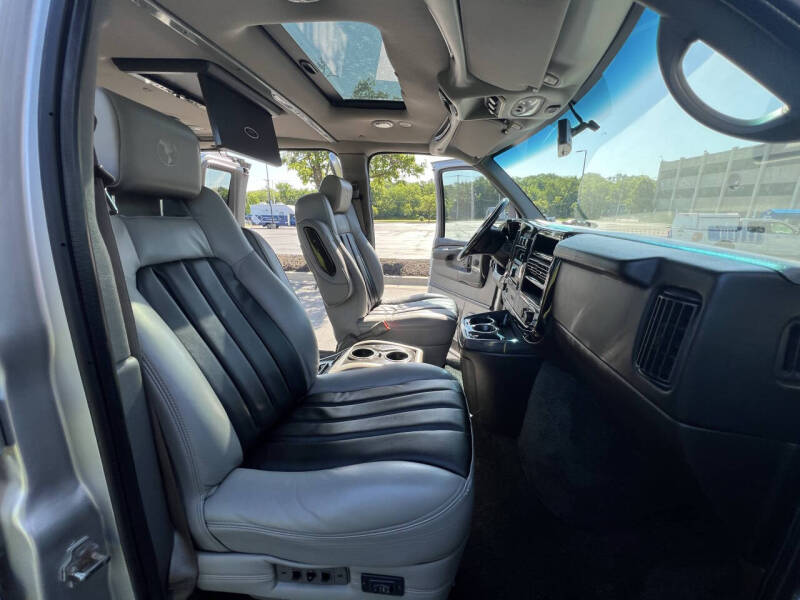 2014 GMC Savana