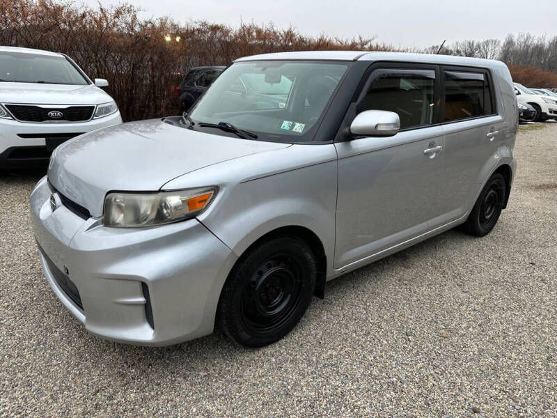 2012 Scion xB Base photo 30