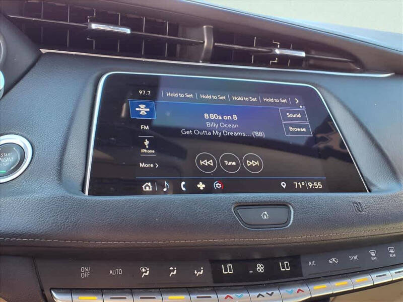 2019 Cadillac XT4 Premium Luxury