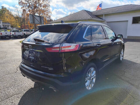 2020 Ford Edge Titanium