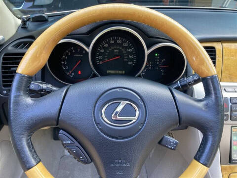 2005 Lexus SC 430
