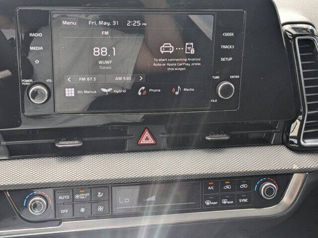 2024 Kia Sportage Hybrid LX