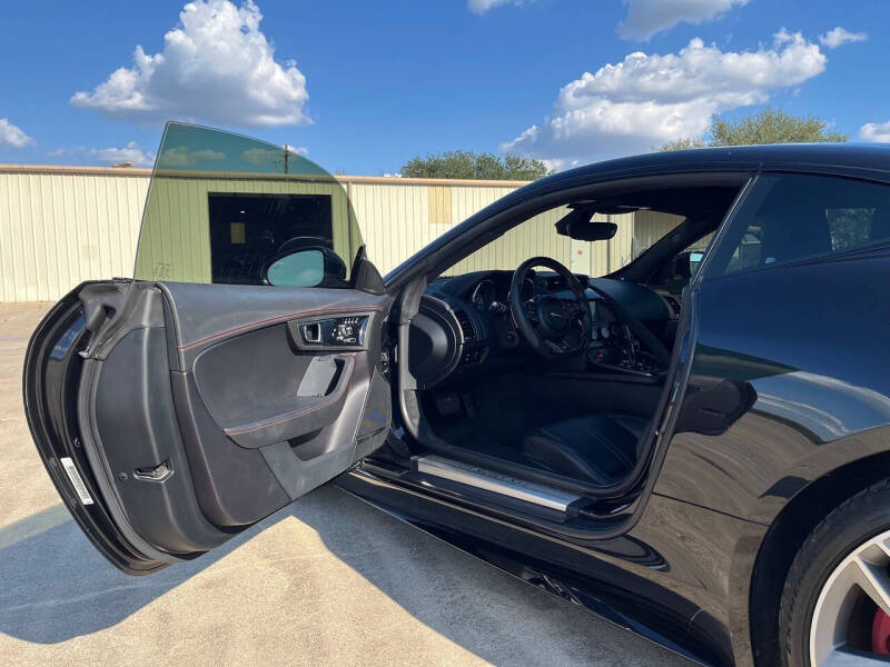 2015 Jaguar F-TYPE R