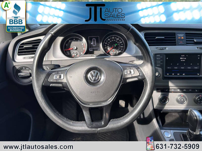 2017 Volkswagen Golf TSI Wolfsburg Edition