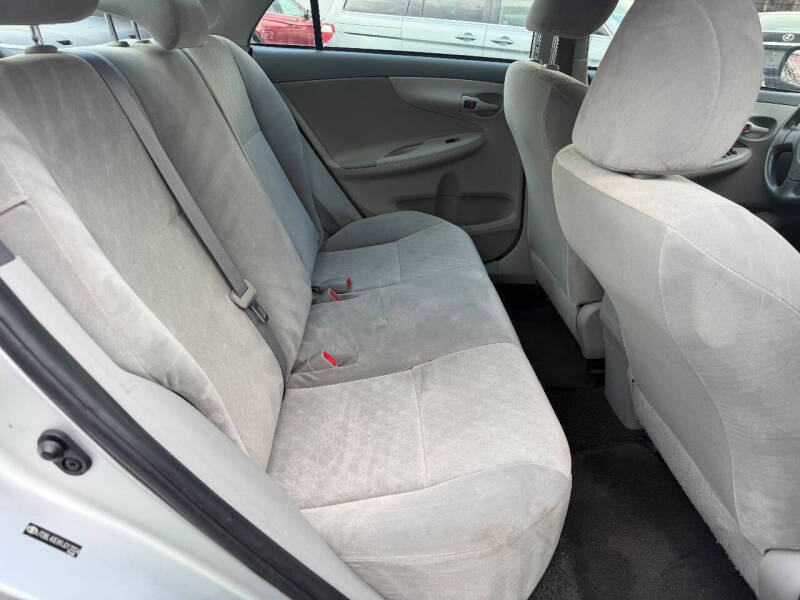 2009 Toyota Corolla LE