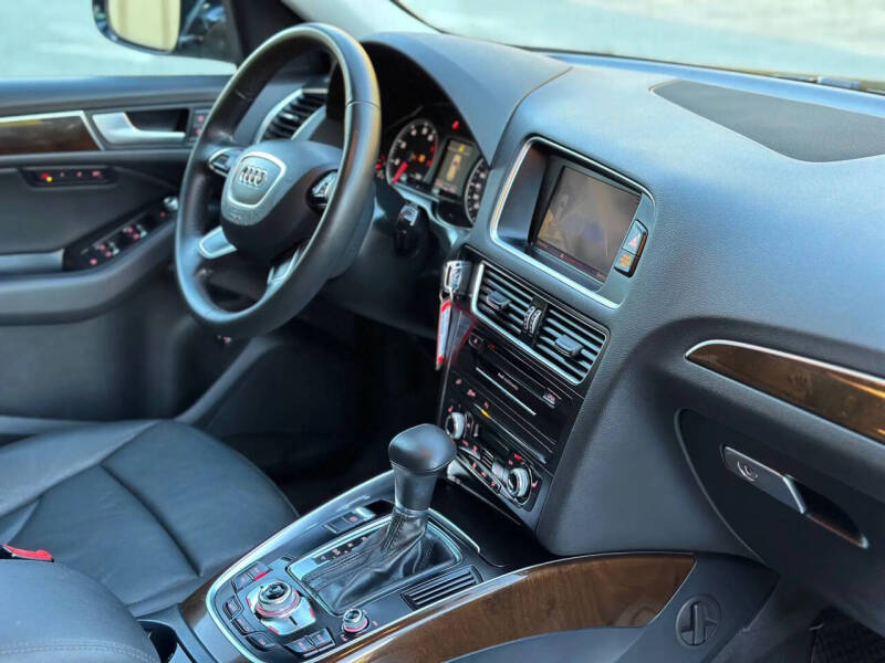 2013 Audi Q5 2.0T quattro Premium Plus