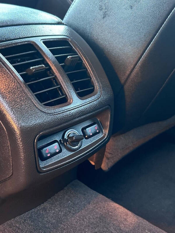 2017 Ford Taurus Limited