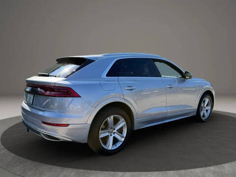 2019 Audi Q8 quattro Premium 55 TFSI