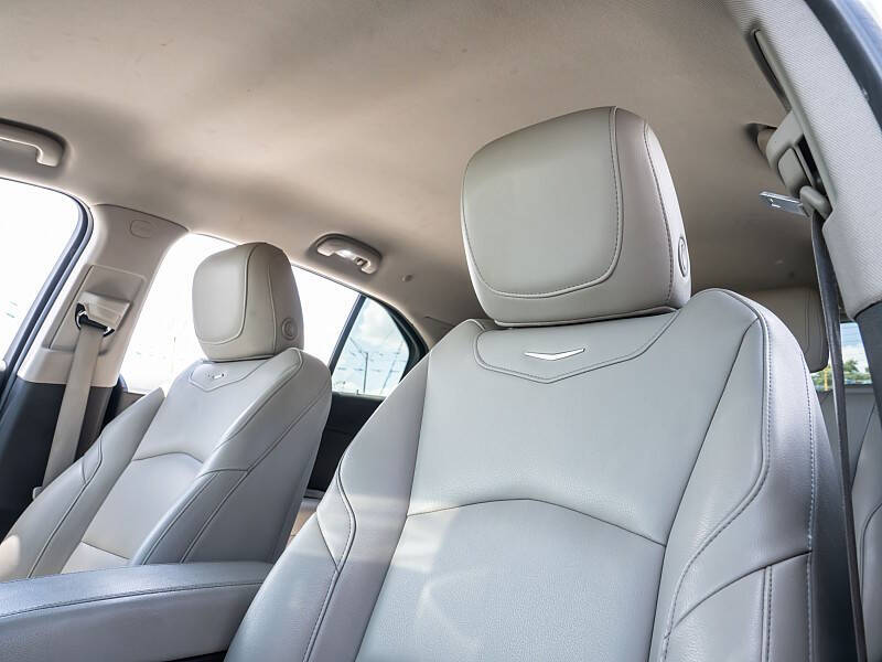 2019 Cadillac XT4 Luxury