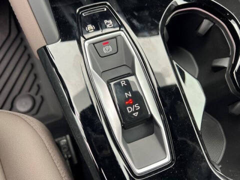 2025 Audi Q5 quattro Premium Plus TFSI