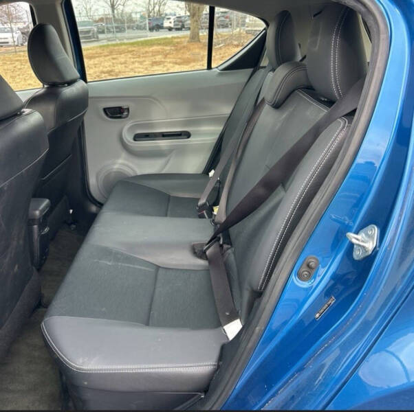 2014 Toyota Prius c Four