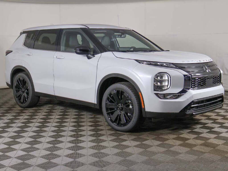 2026 Mitsubishi Outlander LE