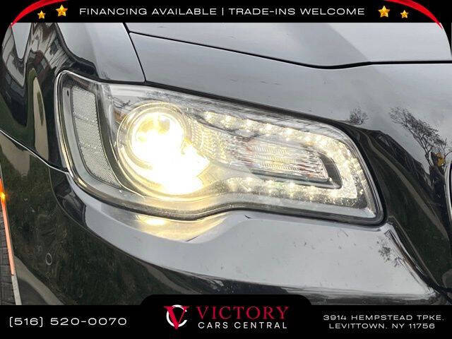 2023 Chrysler 300 Touring L