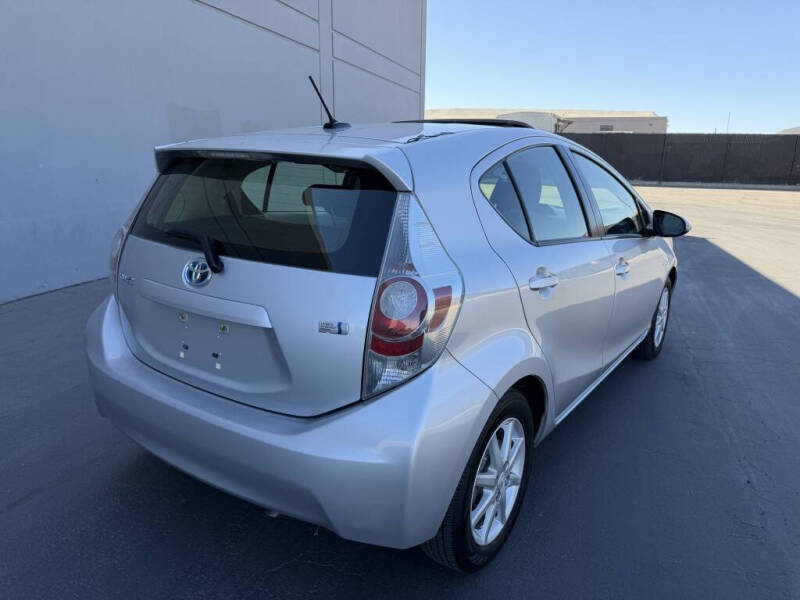 2014 Toyota Prius c Two