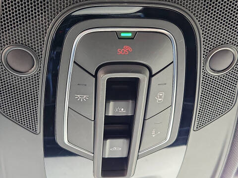 2021 Audi Q8 quattro Premium Plus 55 TFSI