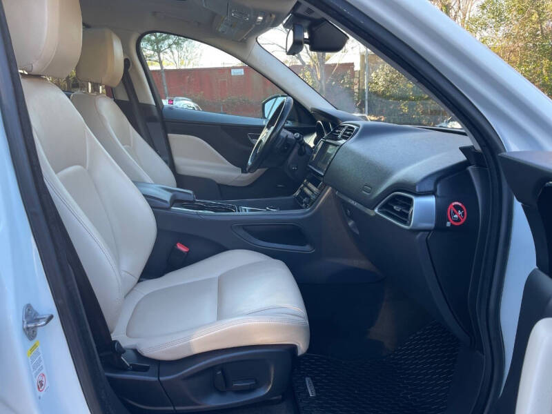 2017 Jaguar F-PACE 35t Premium