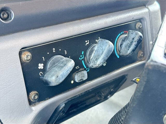 2016 Freightliner 114 SD