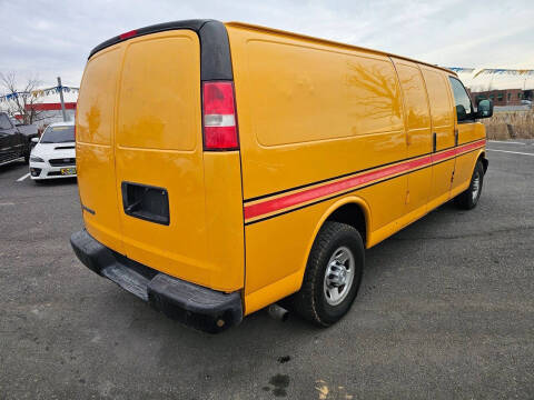 2016 Chevrolet Express 2500