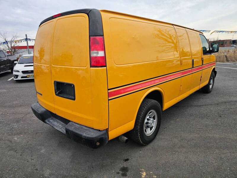 2016 Chevrolet Express 2500