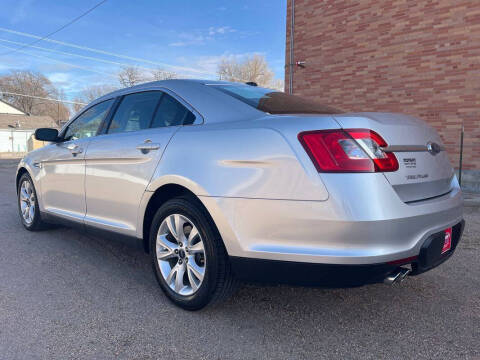 2010 Ford Taurus SEL