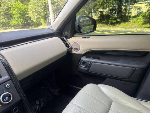 2018 Land Rover Discovery SE