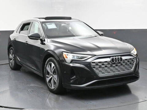 2024 Audi Q8 e-tron quattro Premium Plus